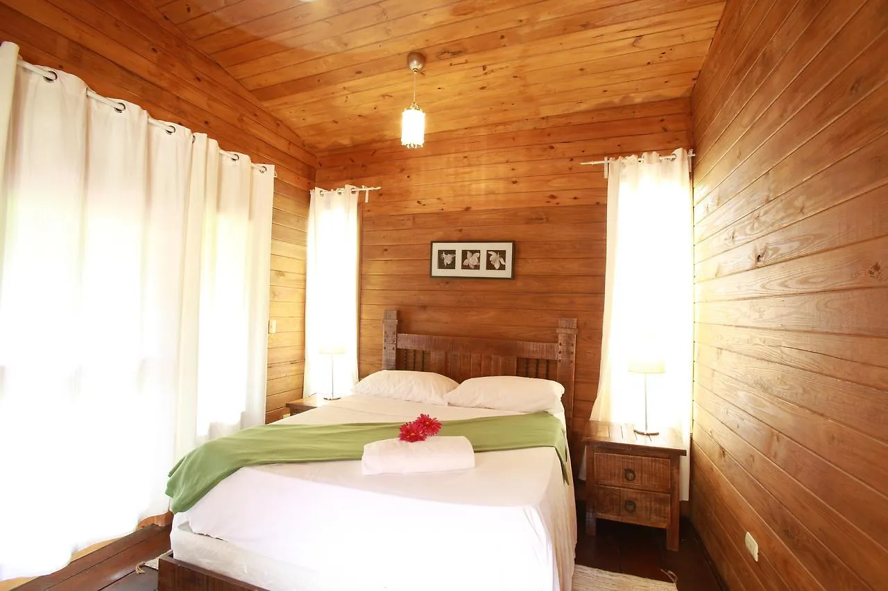 Helpa Eco Cabins Bayaguana Hotell
