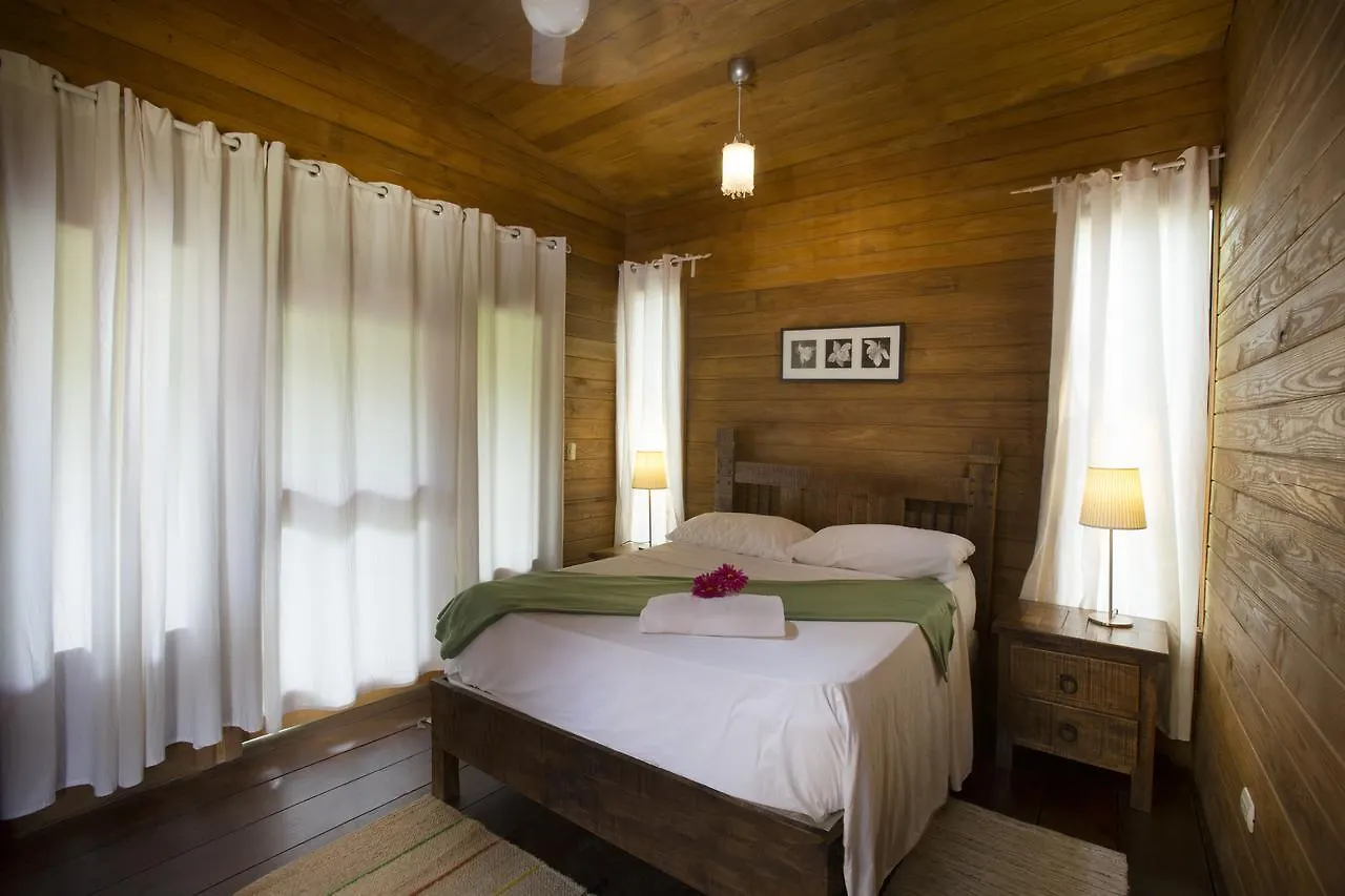 Hotell Helpa Eco Cabins Bayaguana